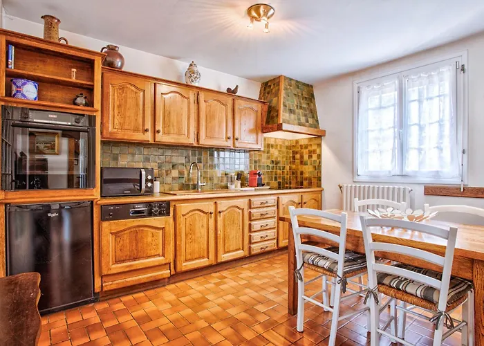 펜션 La Maison Fabane - Hypercentre De 캐런탱