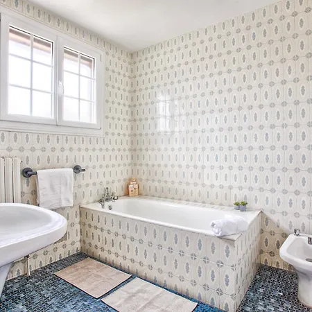 La Maison Fabane - Hypercentre De Holiday home Carentan